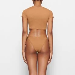 SWIM T-SHIRT | ALMOND -SWIM Sales Store SKIMS SWIM SW TSH 0746 MM ALM BK