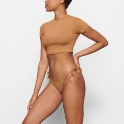 SWIM T-SHIRT | ALMOND -SWIM Sales Store SKIMS SWIM SW TSH 0746 MM ALM SD