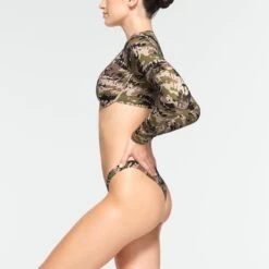 SWIM LONG SLEEVE UNDERWIRE TOP | SKIMS CAMO -SWIM Sales Store SKIMS SWIM TP LSL 2790 OC LGC 0008 SD