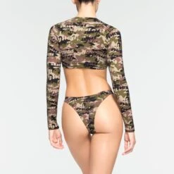 SWIM LONG SLEEVE UNDERWIRE TOP | SKIMS CAMO -SWIM Sales Store SKIMS SWIM TP LSL 2790 OC LGC 0015 BK